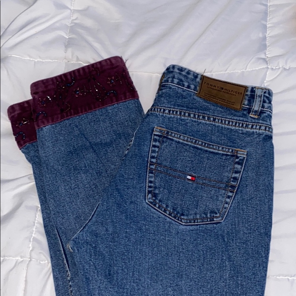 TOMMY HILFIGER VINTAGE EMBROIDERED JEANS, levi’s, urban outfitters, 90’s, y2k